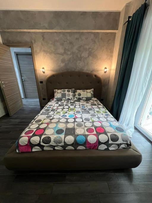 Nathan House, Due Appartamento Roma